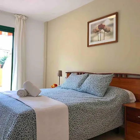 Luminoso Apartamento Con Piscina Y Parking Puerto de la Cruz (Tenerife)