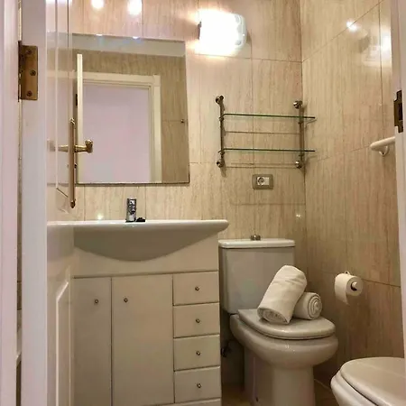 Luminoso Apartamento Con Piscina Y Parking